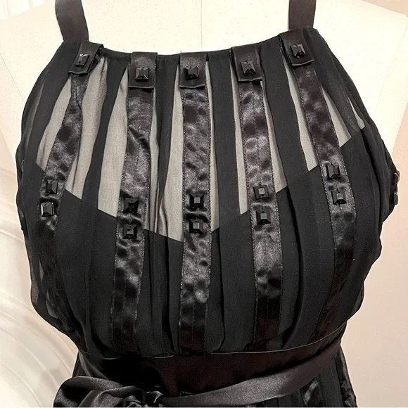 NWT Sue Wong Embellished Silk Blend Ribbon Dress - Picture 3 of 6